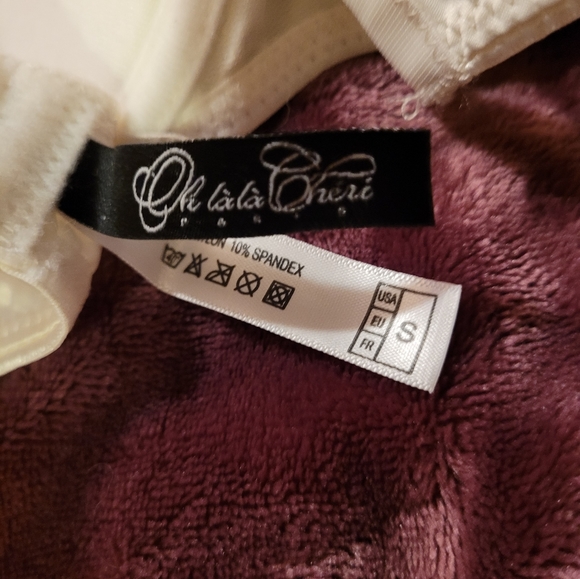 Silky and lace bracelet to a set. Top is size Small . Oh la la Cherri - Picture 8 of 12